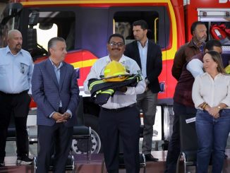 Con 142 millones, avanza dignificación de los bomberos en Michoacán: Luis Navarro
